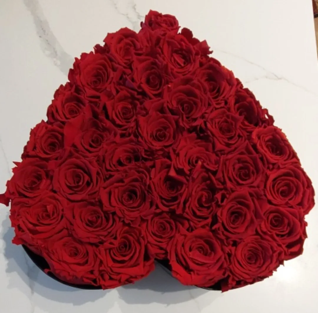 Prairies & Petals Heart-Shaped Rose Box image indicator(7)