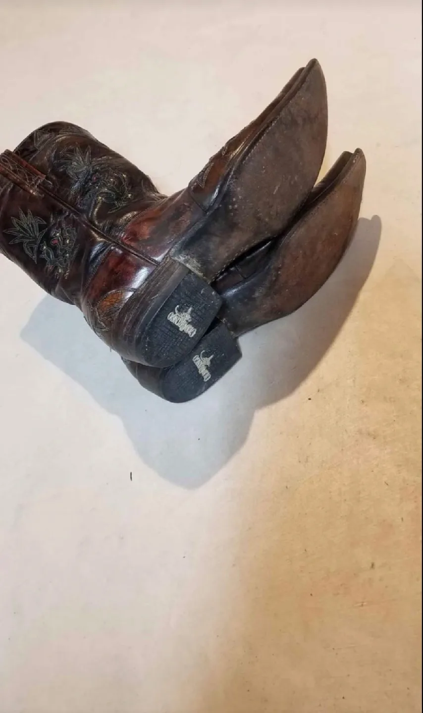 Old Gringo Cowboy Boots - Size 10 image indicator(2)