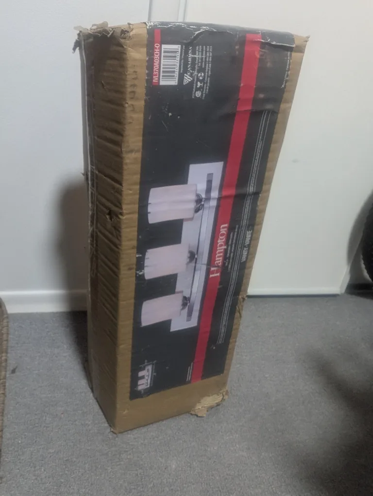 Hampton Vanity Light image indicator(4)