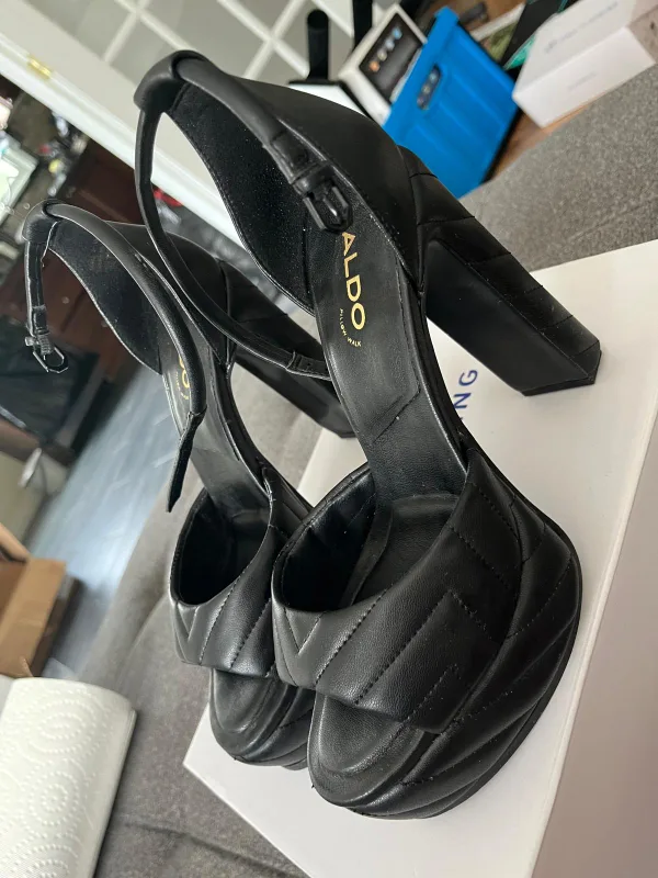 ALDO Platform Heels - Size 7 image indicator(3)
