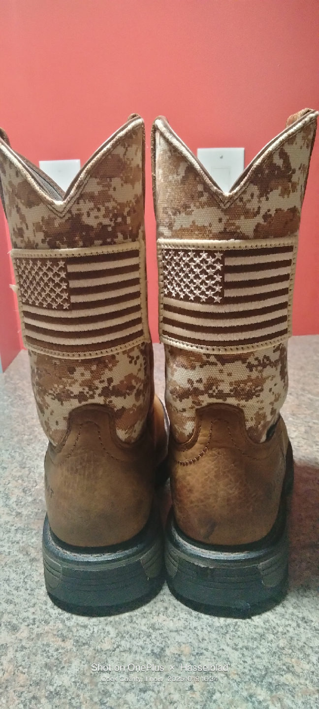 Ariat Work Steel Toe Boots - Size- 9D - photo 2