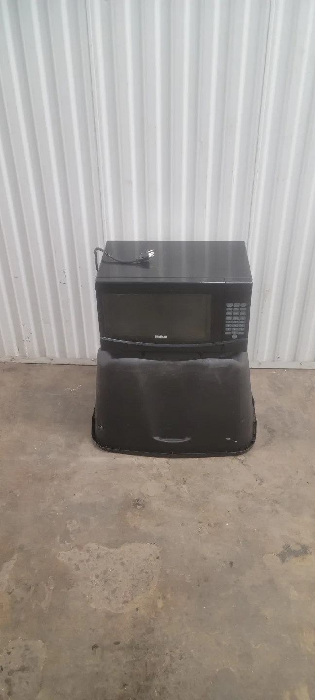 RCA Microwave - Black image indicator(3)