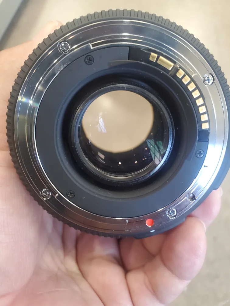 Sigma 17-50mm f/2.8 EX DC OS HSM Lens image indicator(3)