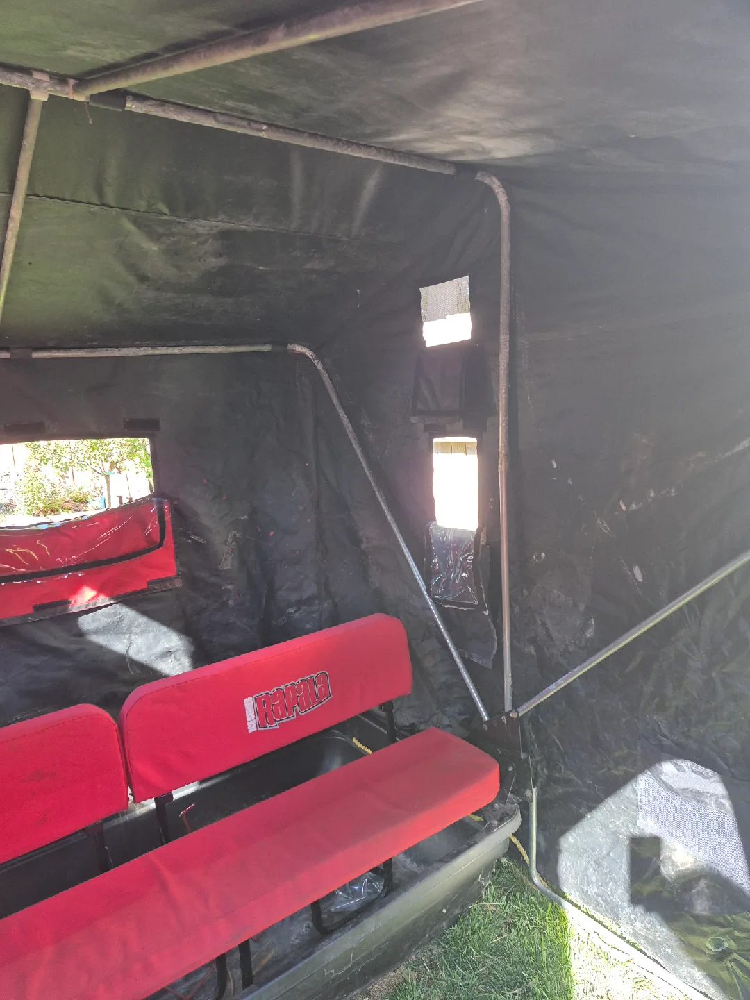 Rapala Ice Fishing Shelter image indicator(2)