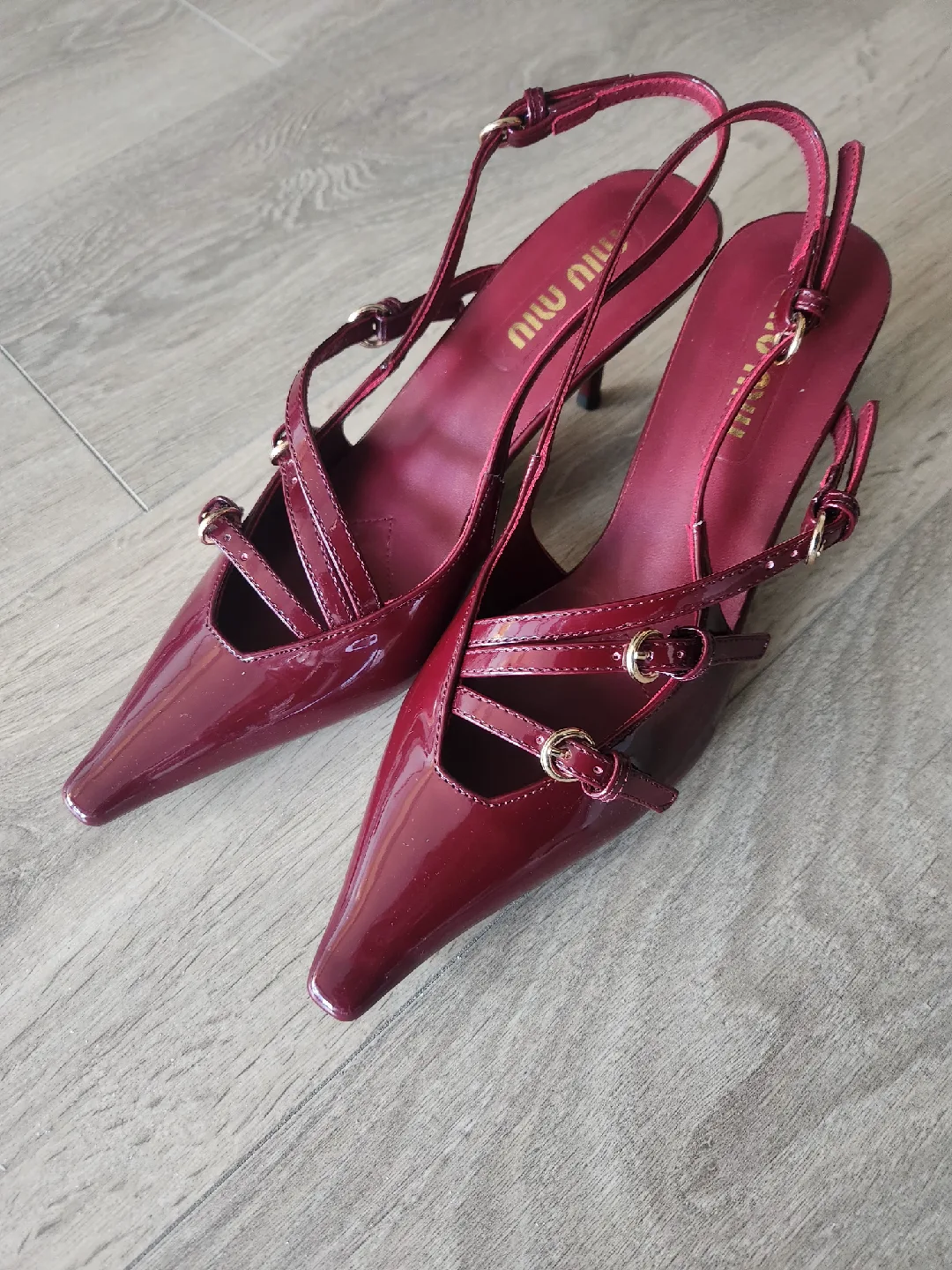 Miu Miu Patent Leather Slingback Heels Burgundy Kitten Heels thumbnail