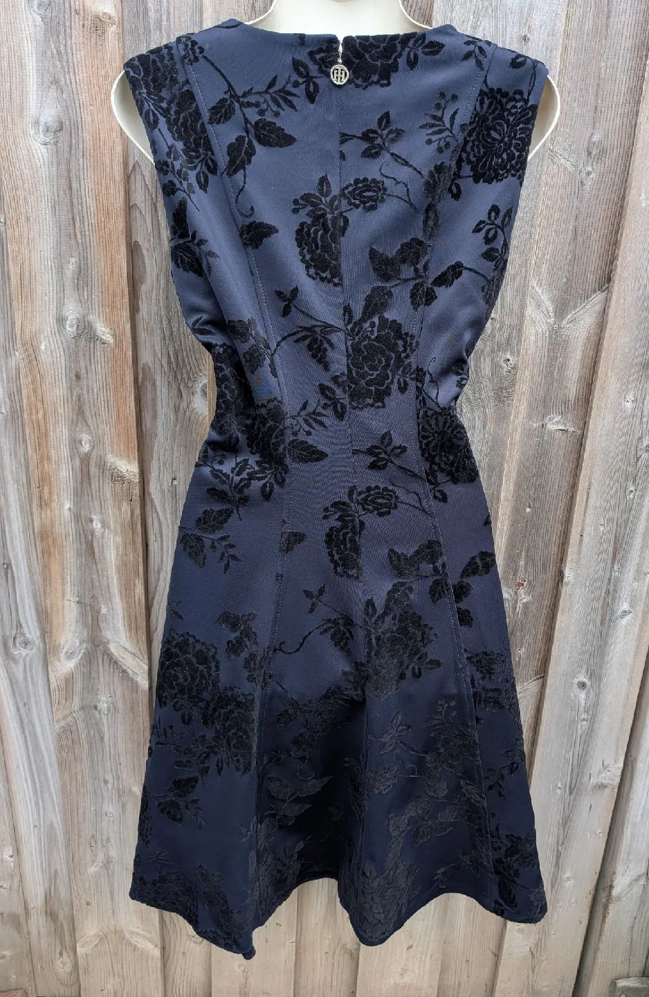 Tommy Hilfiger Blue Floral flocked Dress sz 12 image indicator(2)