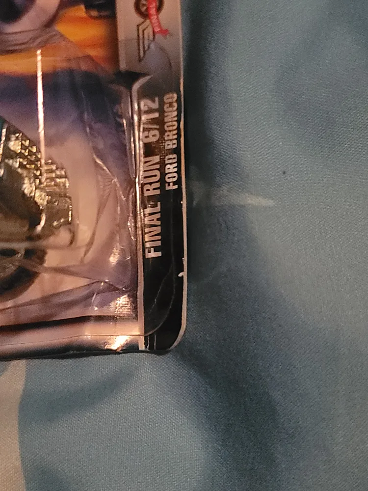 Hot Wheels Final Run 6/12 Ford Bronco image indicator(7)