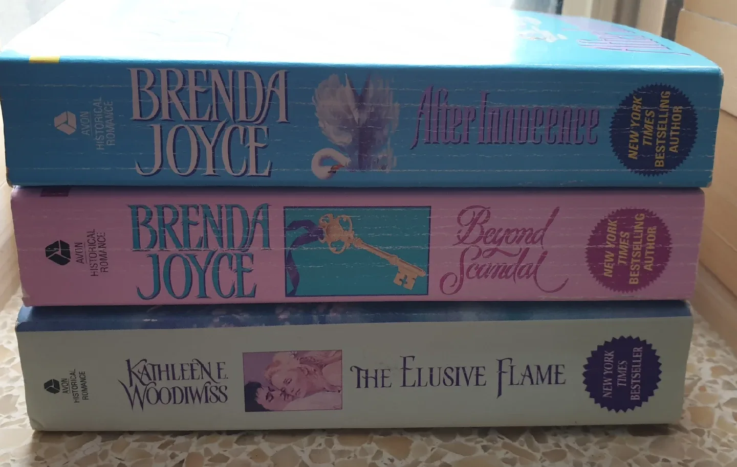 Brenda Joyce & Kathleen E. Woodiwiss Books image indicator(2)