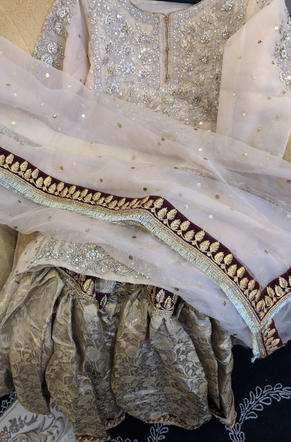Beaded Beige Garara  Kameez - 3 piece suit - photo 2