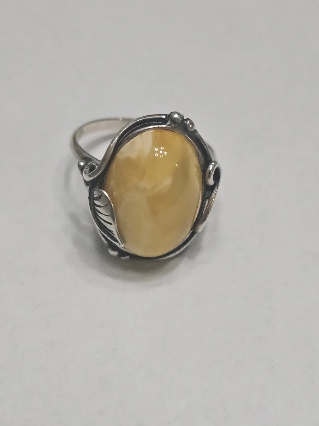 Vintage Amber Ring Stamped 925 image indicator(3)