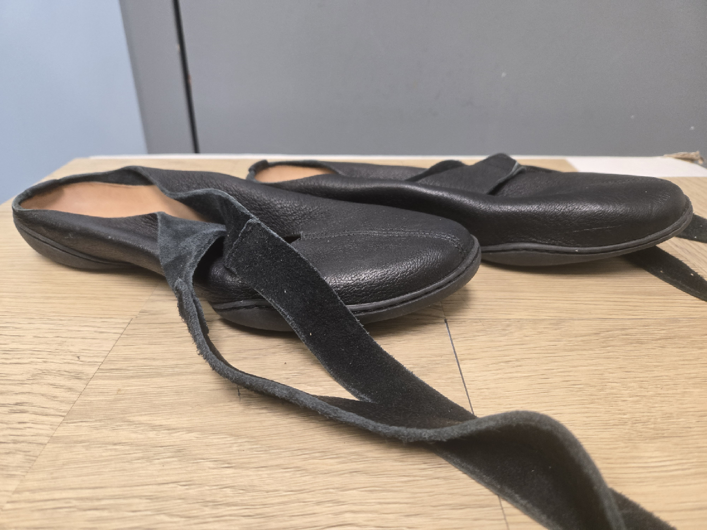 Trippen Black Leather Mules - Size 39 - photo 3