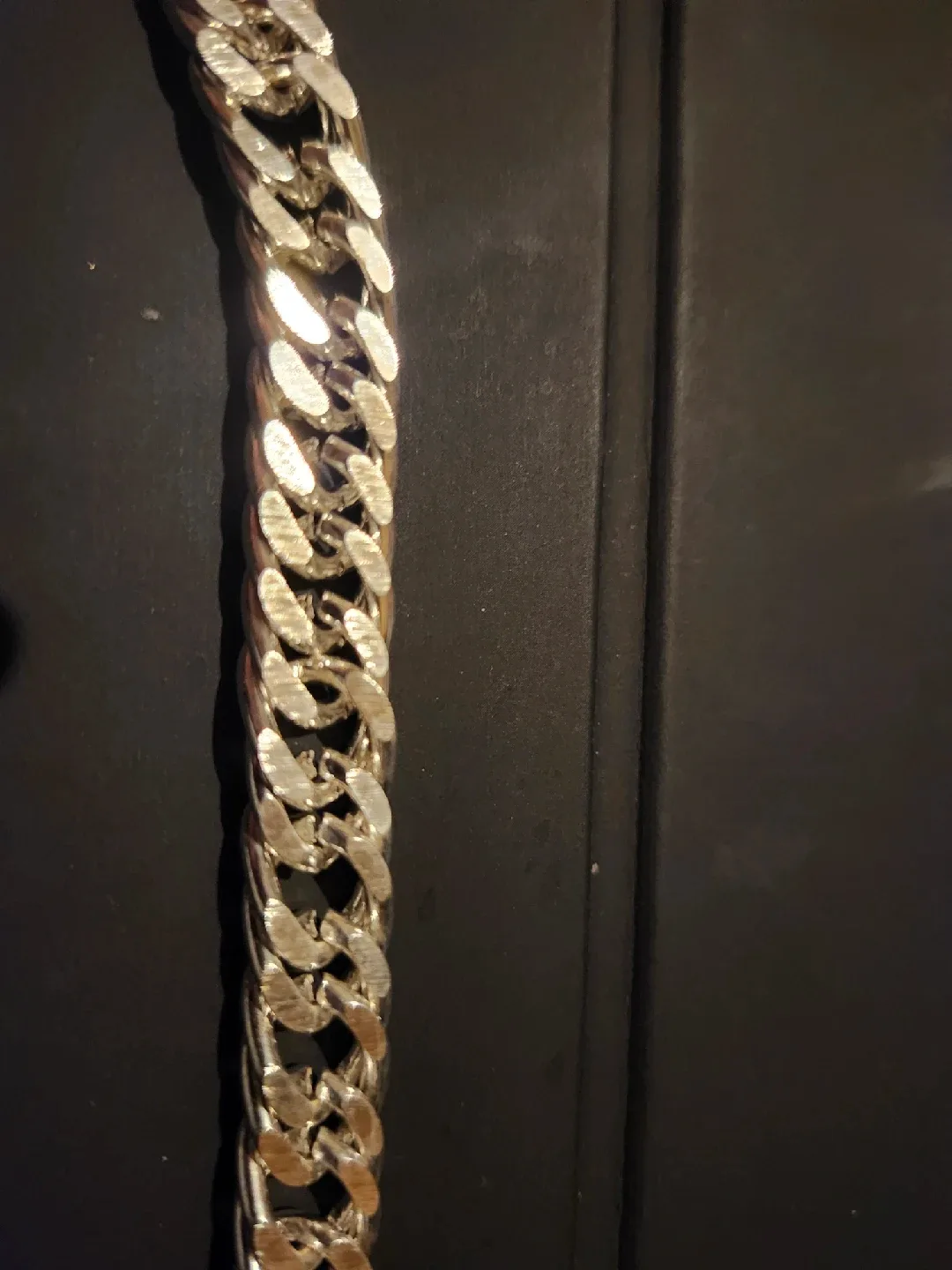 Silver Plated Chain Link Bracelet image indicator(2)