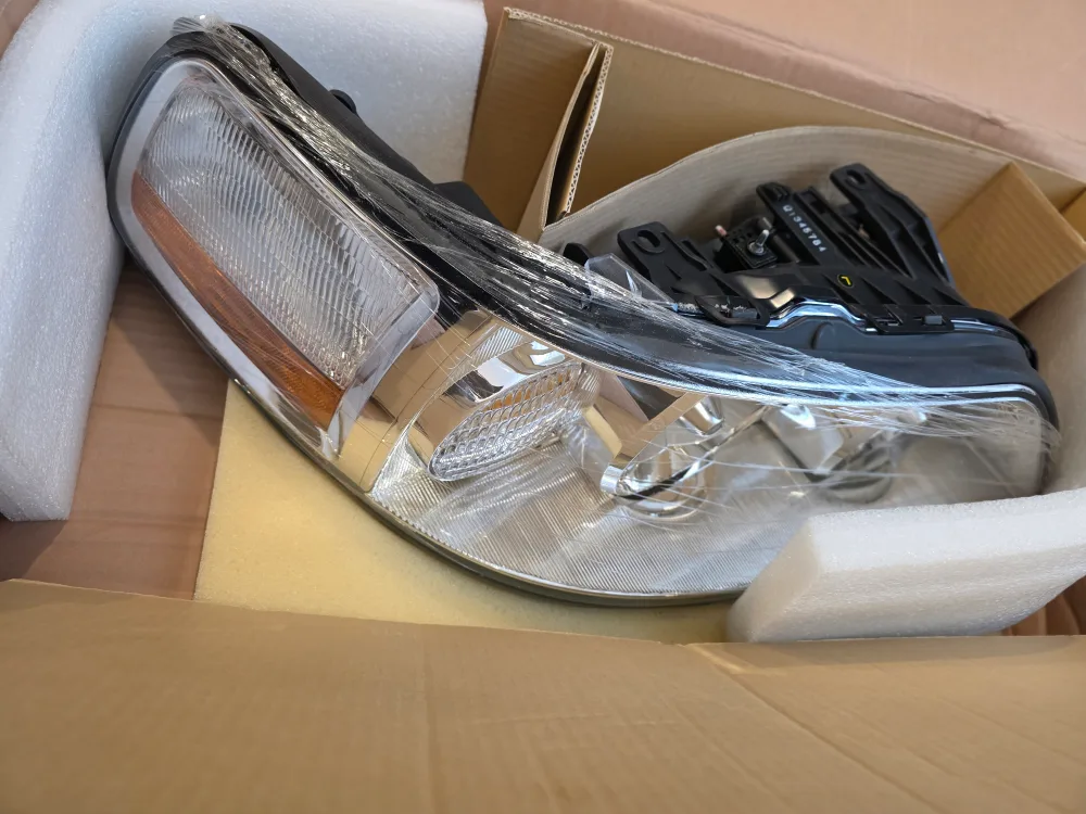 New Headlight Assembly 518-150R L & R image indicator(4)