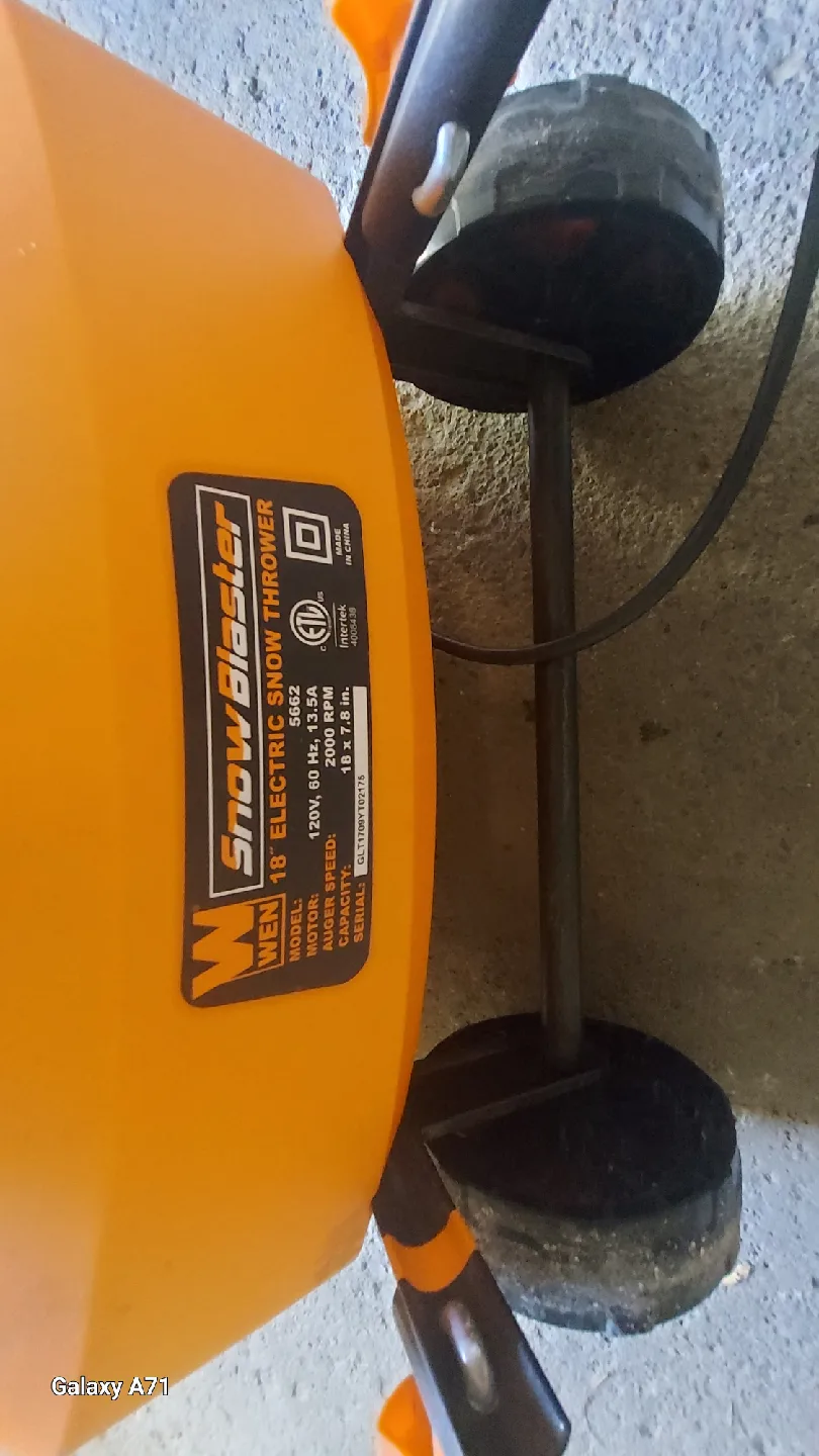 WEN Snow Blaster 18" Electric Snow Thrower image indicator(4)