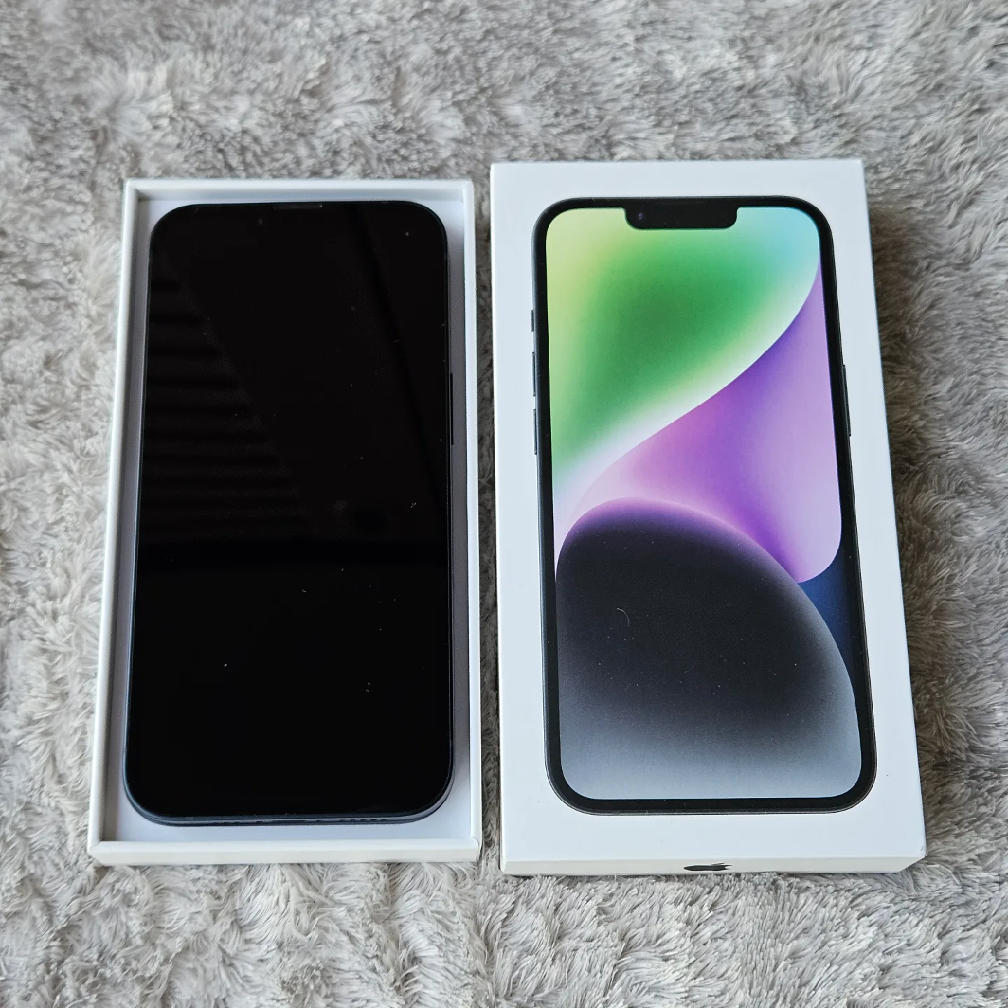 Apple iPhone 14 128GB - Like New! image indicator(10)