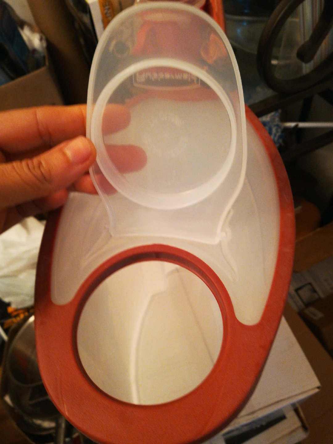 Rubbermaid Flex&Seal 1.5 Gal Container - photo 2