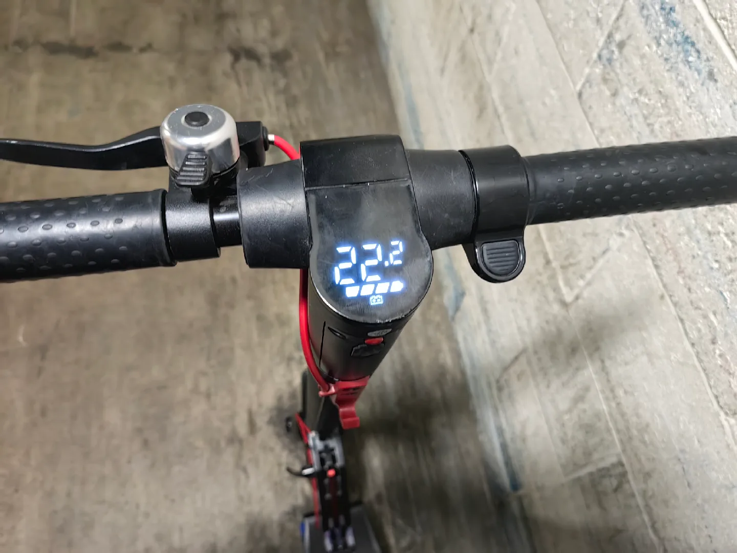 Gotrax GXL Electric Scooter image indicator(5)