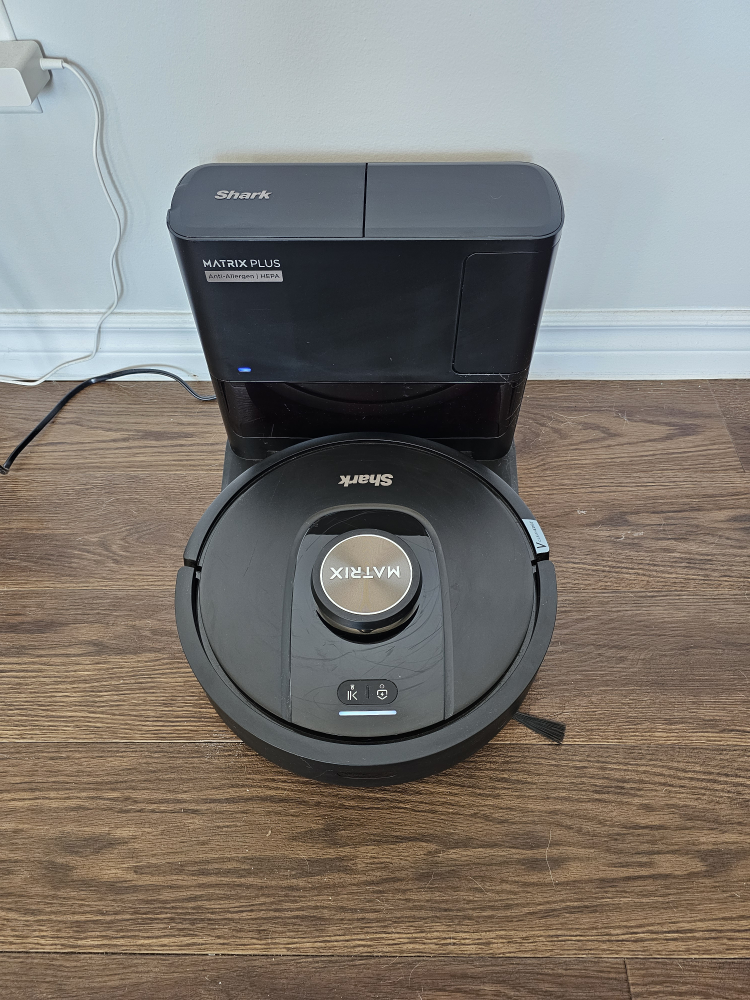 Shark Matrix Plus Anti-Allergen HEPA Robot Vacuum