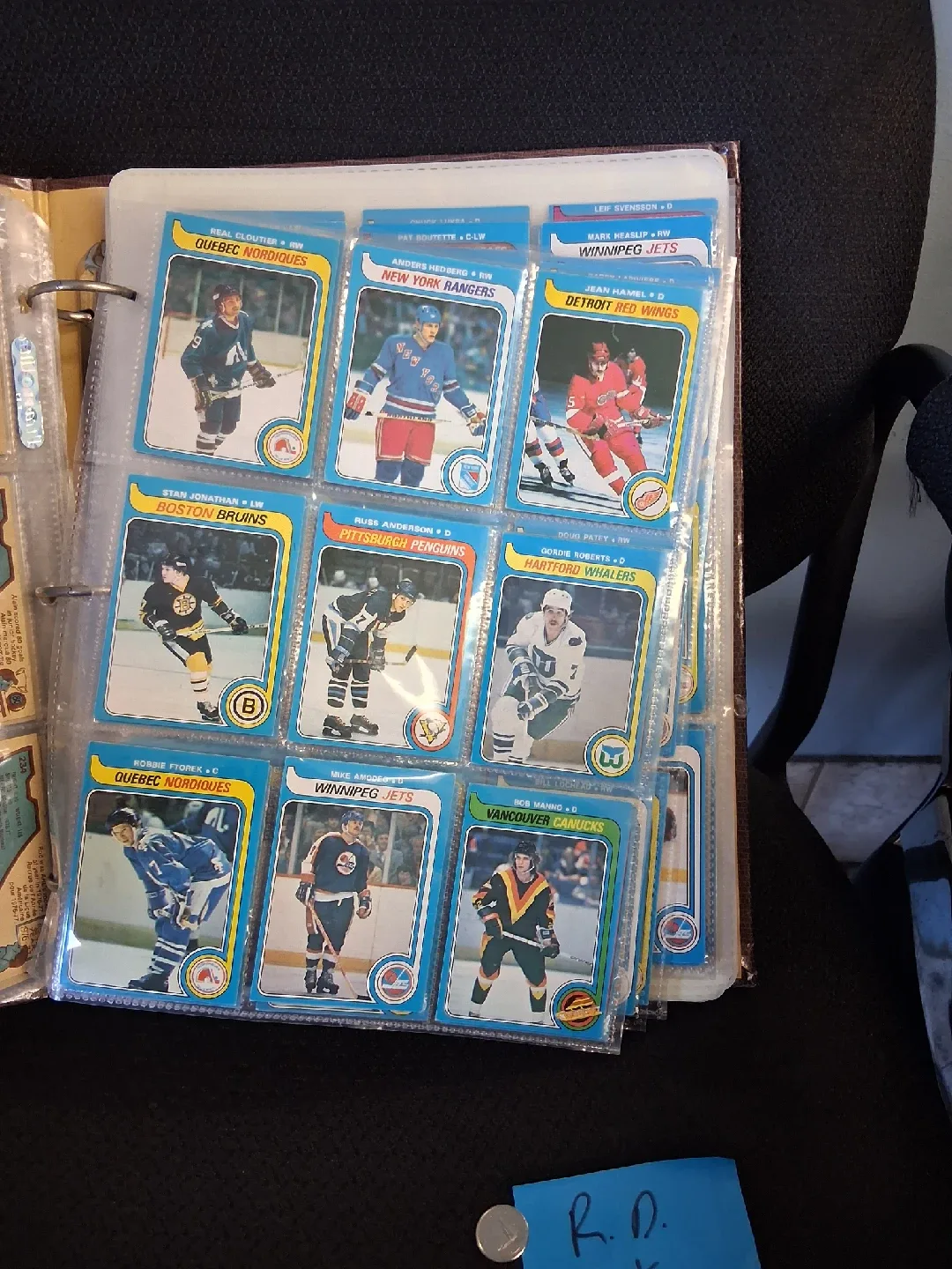 Vintage Hockey Cards Collection image indicator(4)