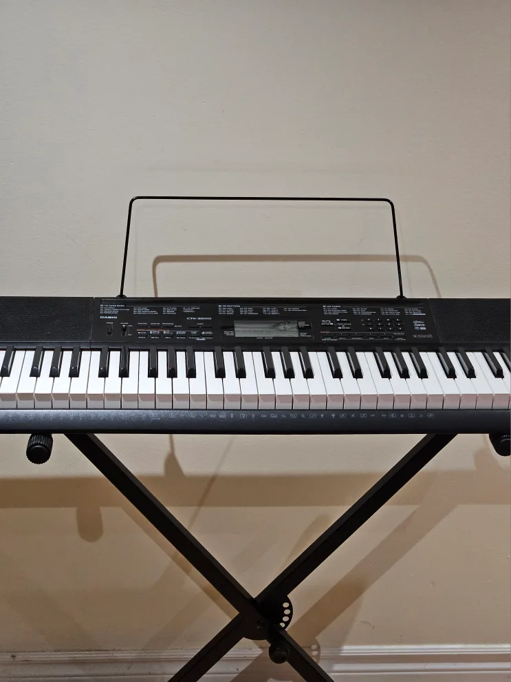 Casio CTK-3200 Keyboard with Stand & Pedal image indicator(2)