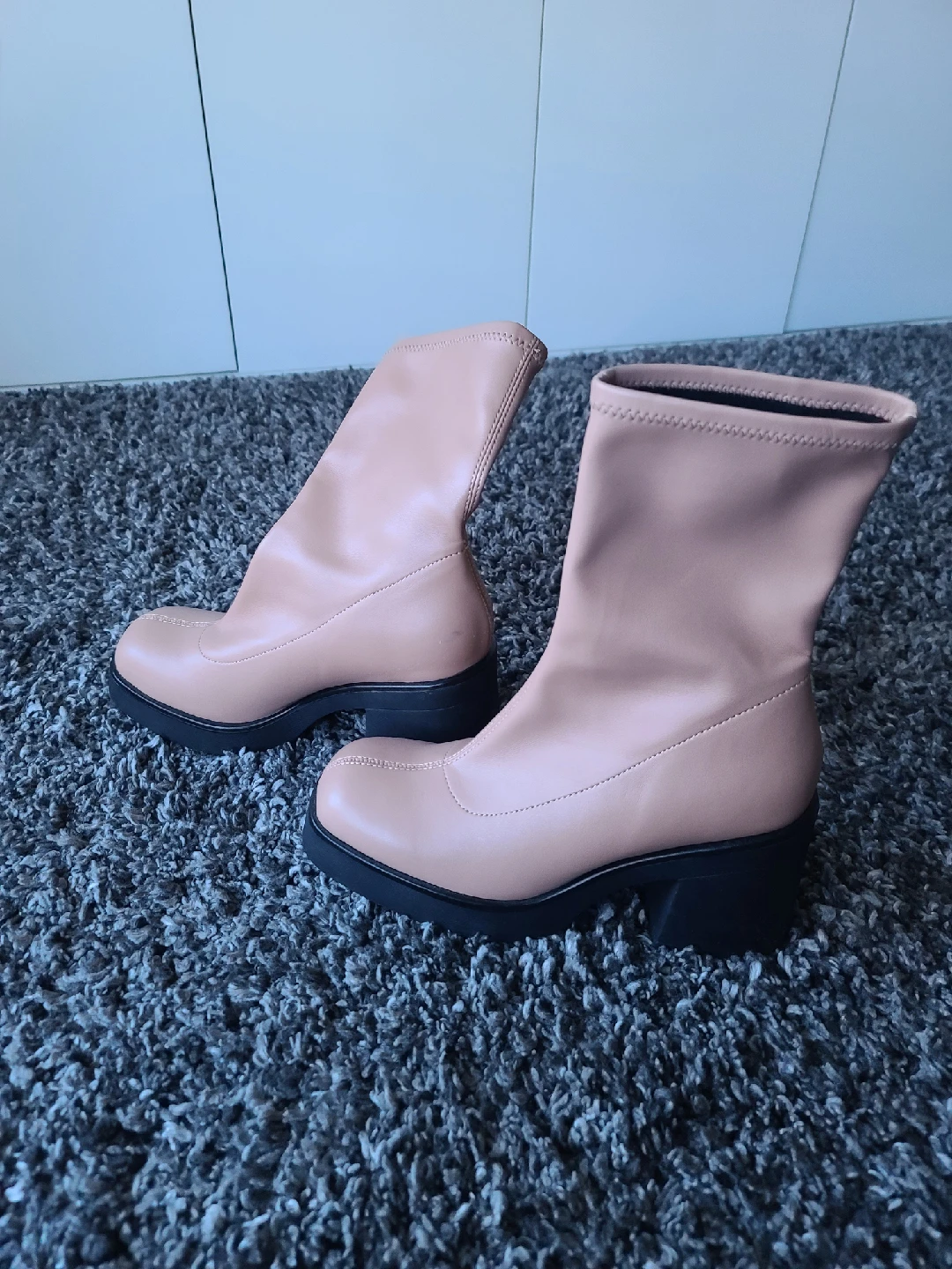 Dynamite Pink Faux Leather Heeled Boots - Size 7.5 - photo 3