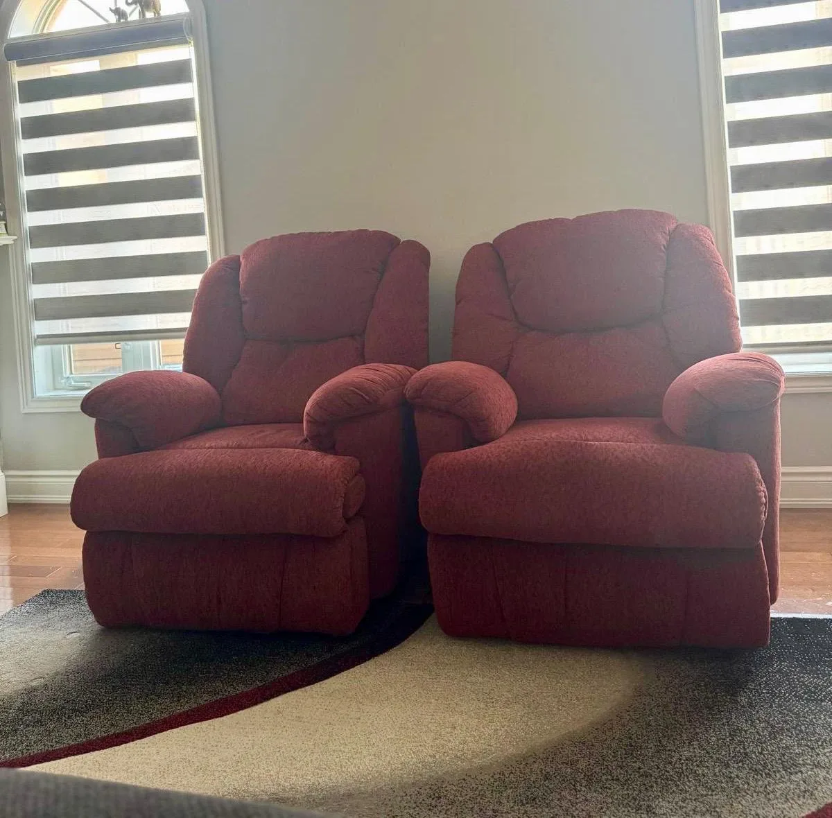 Pair of Recliner Chairs - Burgundy