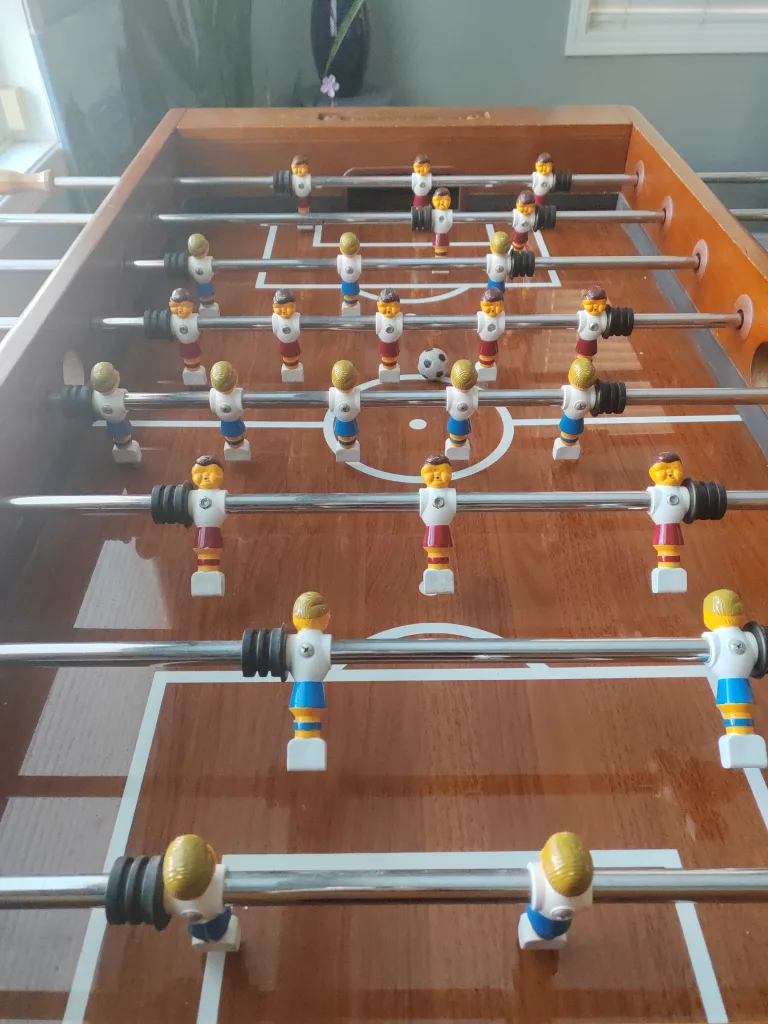 Foosball Table - Great Condition! image indicator(3)