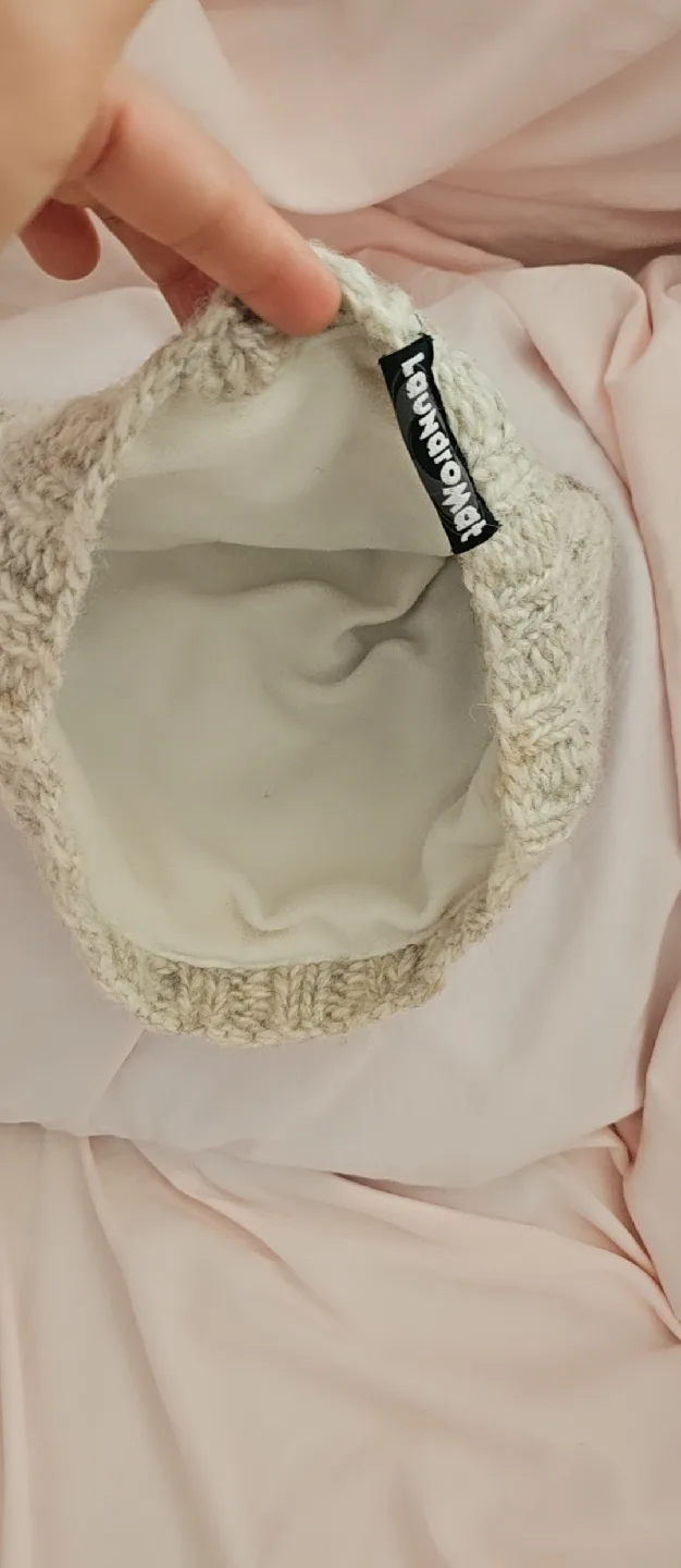 💚🤍💫Laundromat Knit Beanie - Beige with Green/Brown Stripe image indicator(2)