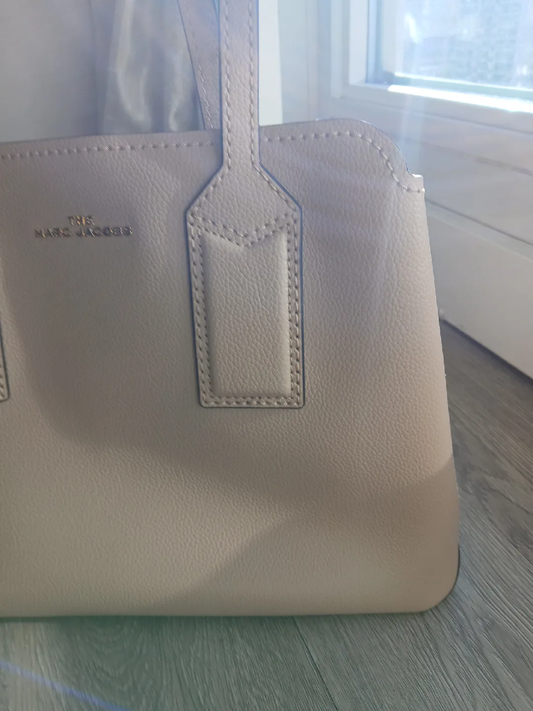 Marc Jacobs beige leather "the editor" tote bag image indicator(3)