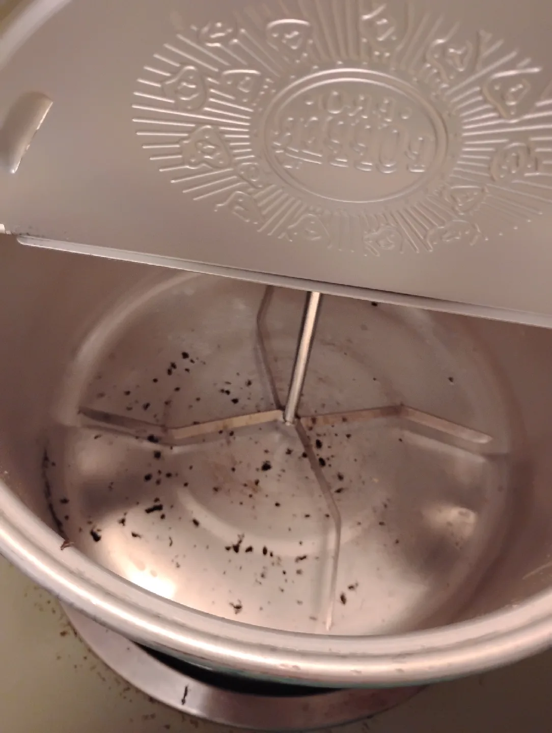 STOVE TOP CRANK POPCORN MAKER image indicator(3)