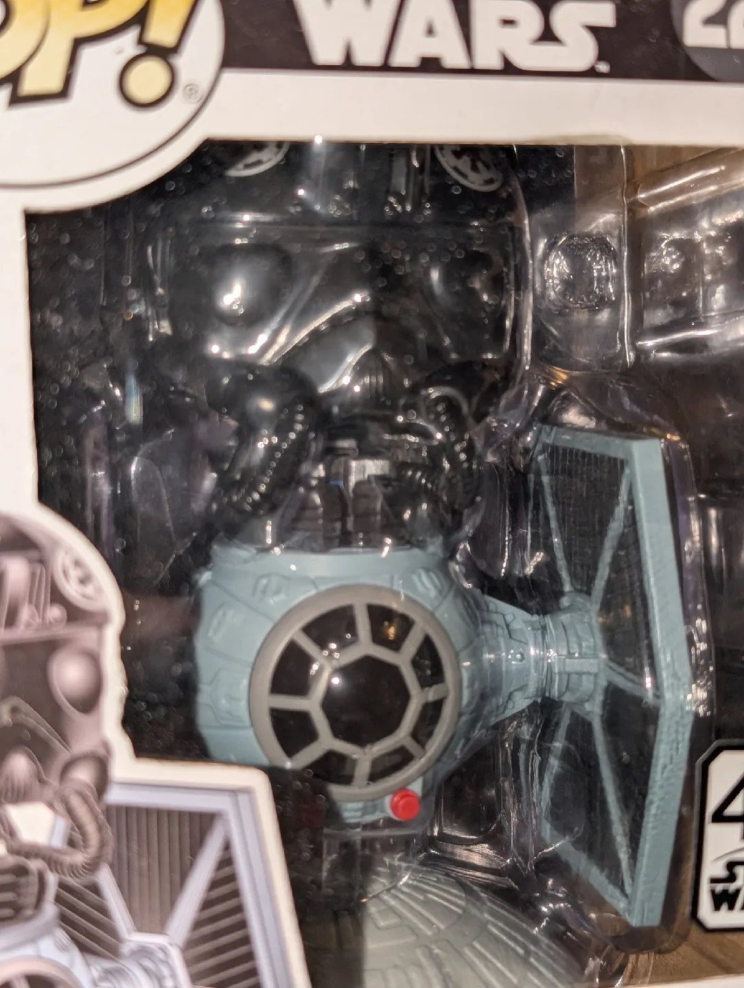 Star Wars TIE Fighter Pilot Funko Pop! #221 image indicator(3)