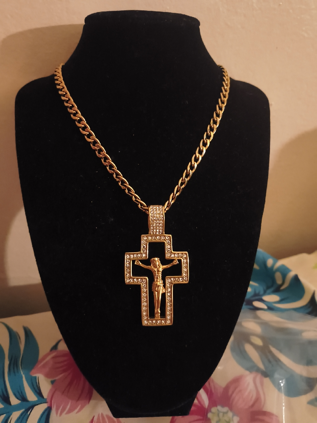 Gold Jesus Piece Pendant Necklace - photo 2