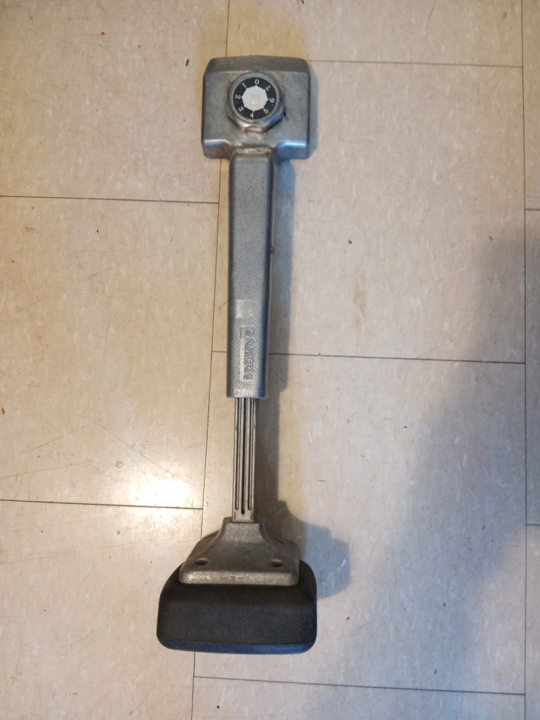 Roberts GT Knee Kicker Carpet Installation Tool