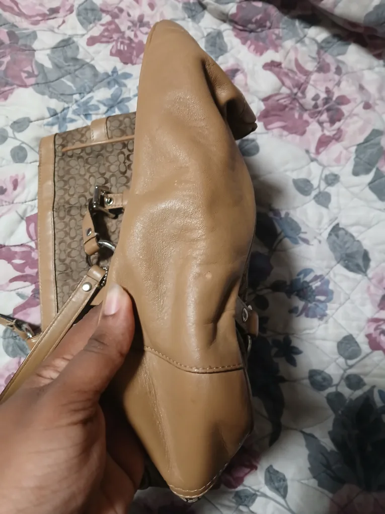 Coach Signature Brown Tote Bag image indicator(3)