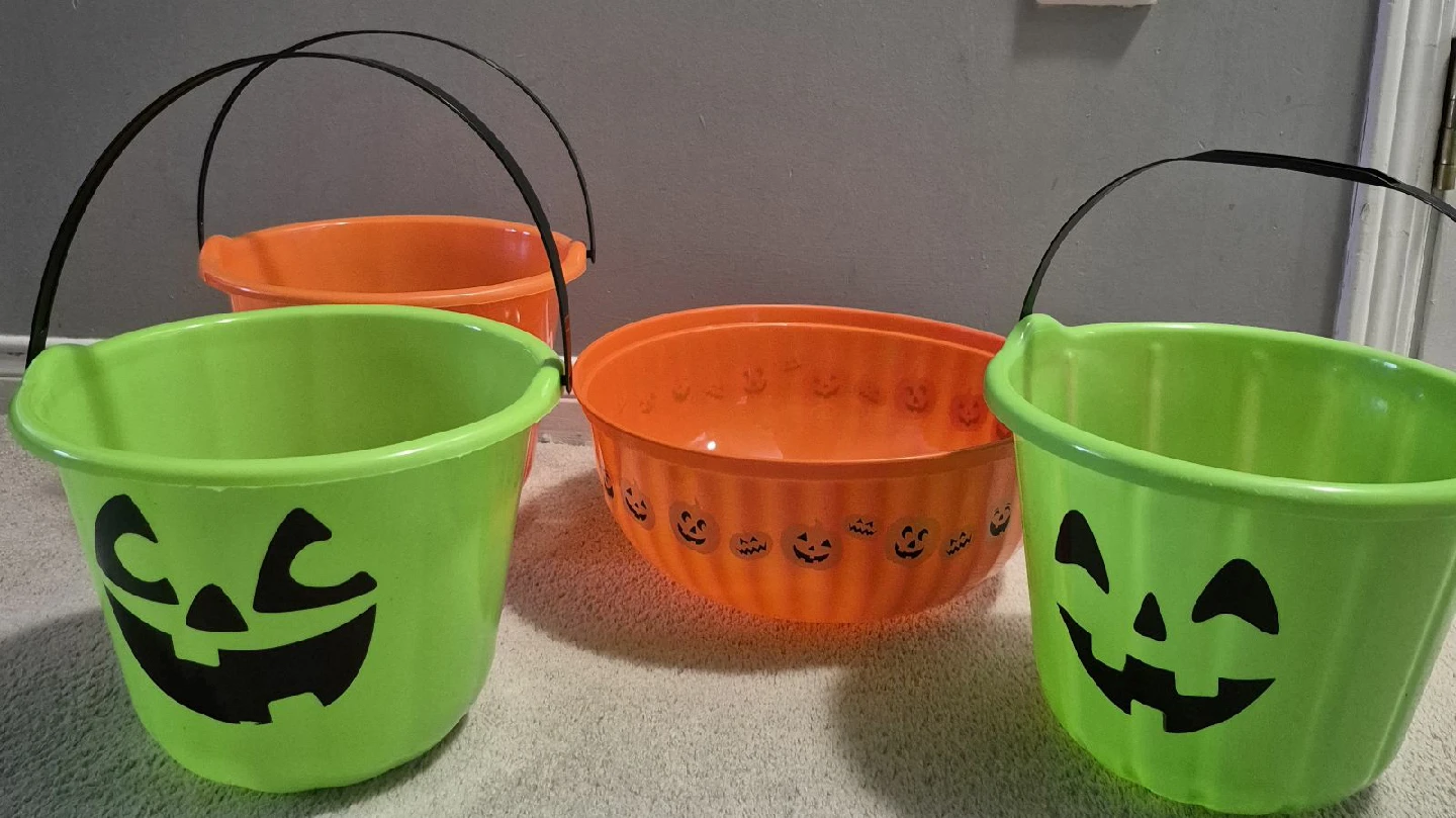 Halloween Candy Buckets and bowel- Green and Orange - photo 4