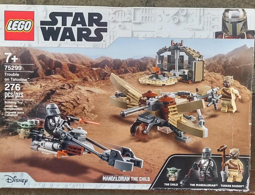 Lego Star Wars Trouble on Tatooine 75299 thumbnail