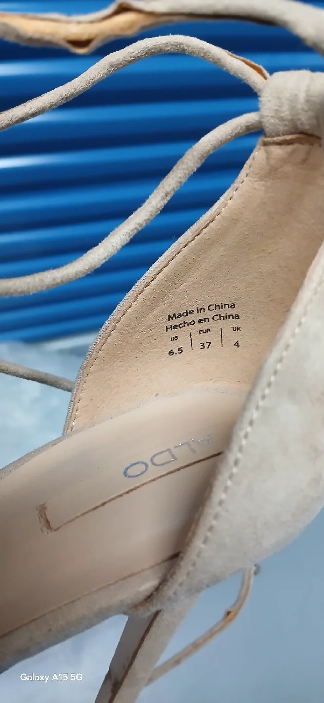 Aldo Heels - Size 6.5 thumbnail