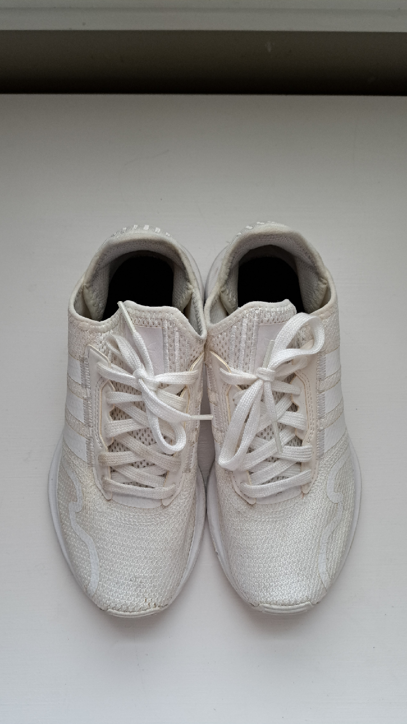 Adidas Swift Run 22 White Sneakers - Size 5.5