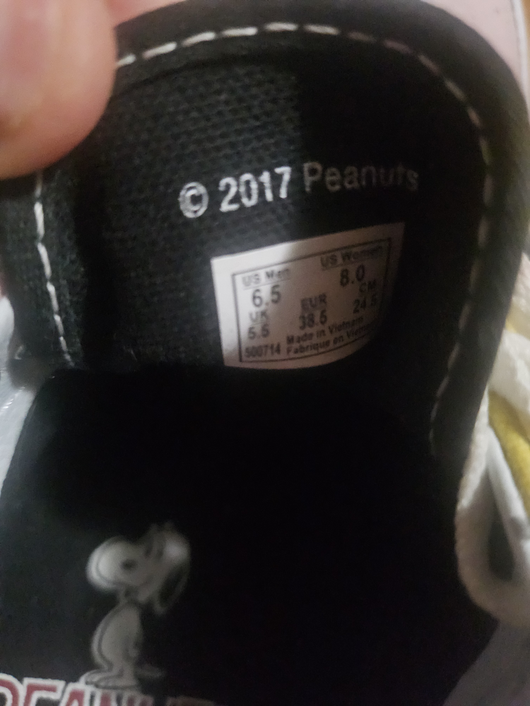 Vans X Era Peanuts Charlie Brown Snoopy Shoes  size M 6.5 W 8 - photo 3