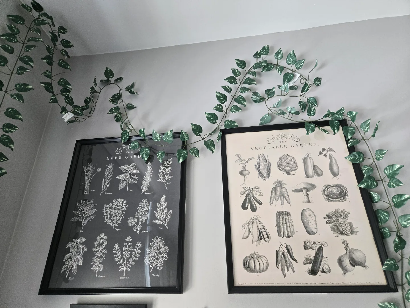 KNOPPÄNG  Frame with poster, garden. image indicator(2)