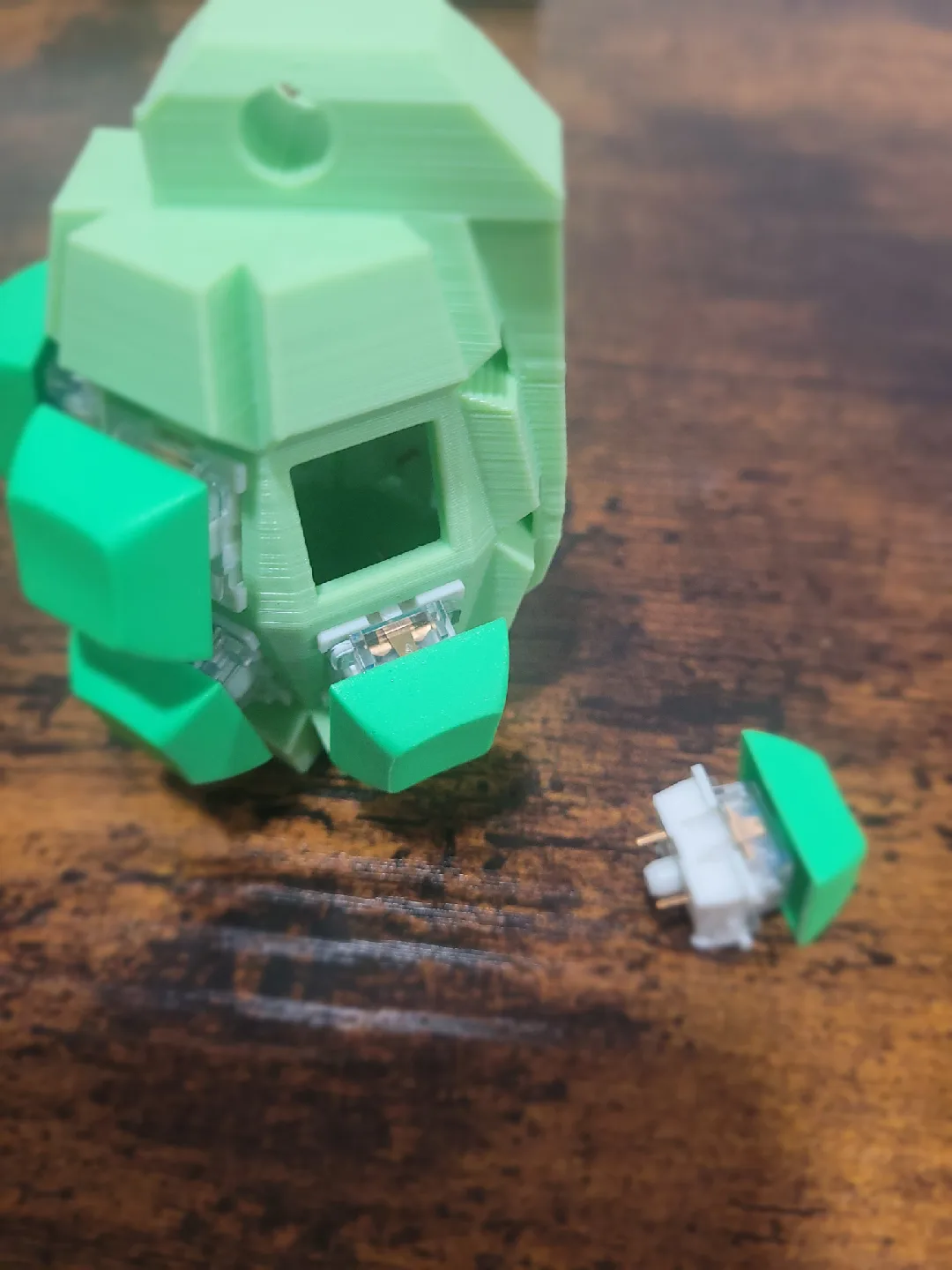 3D Printed Green Keyboard Switch Fidget Toy image indicator(3)