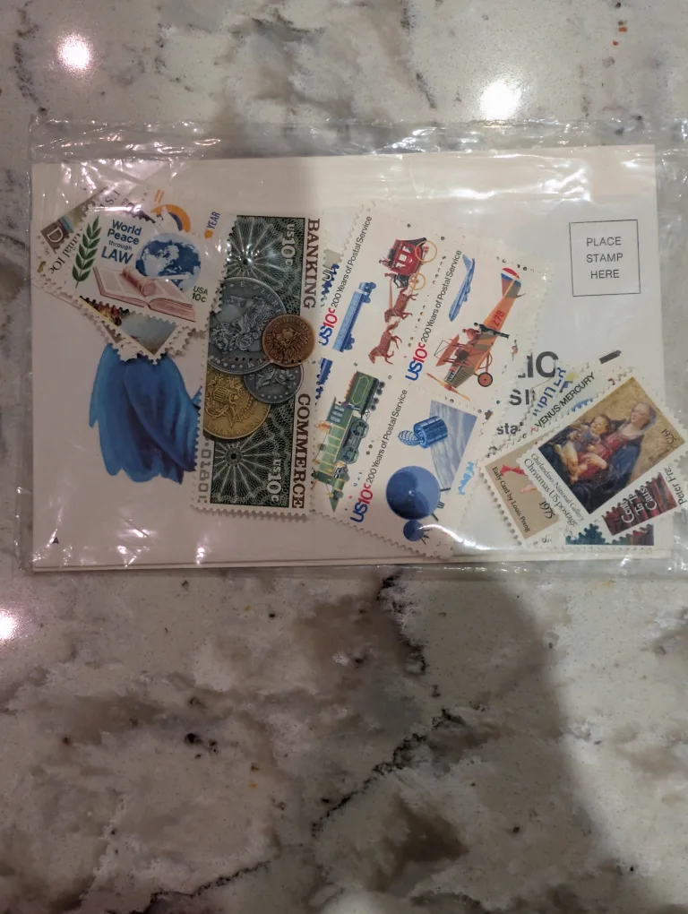 1975 Commemorative Year Set - Stamps thumbnail