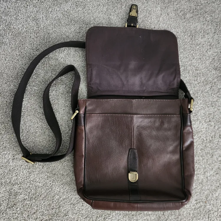 Fossil Leather Messenger Bag - Brown image indicator(2)