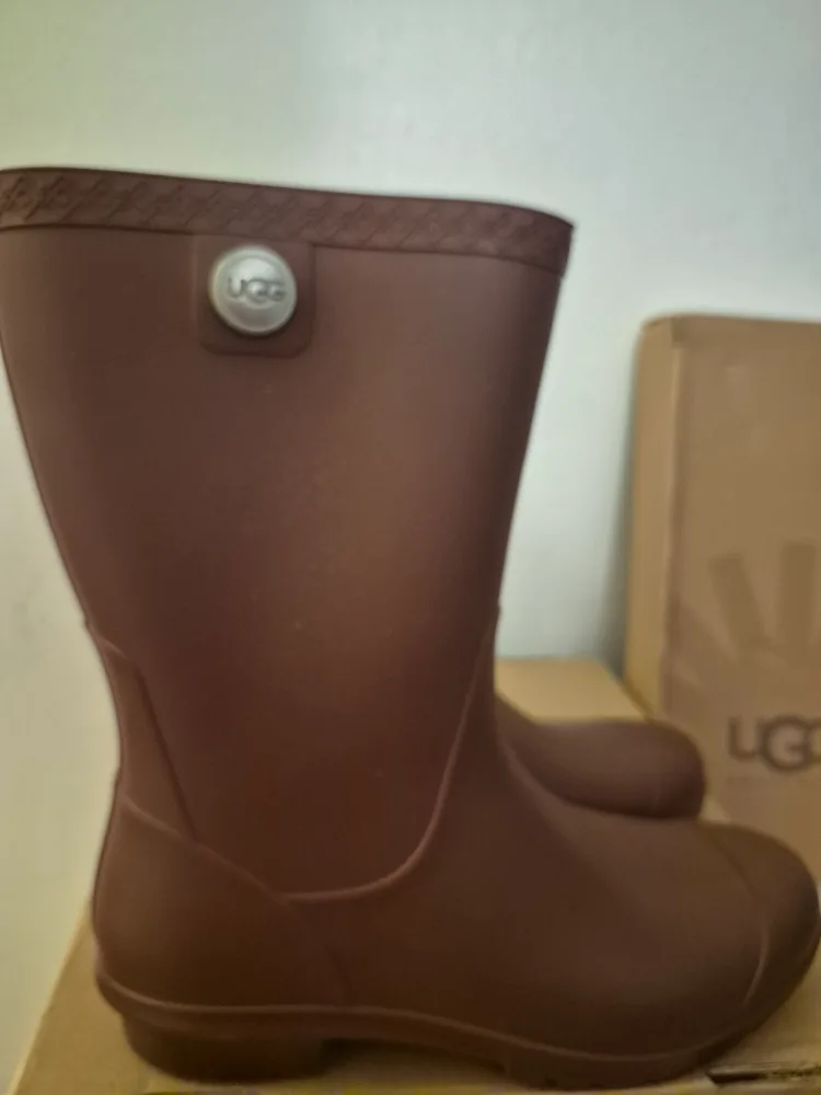 UGG Australia Brown Rain Boots image indicator(2)