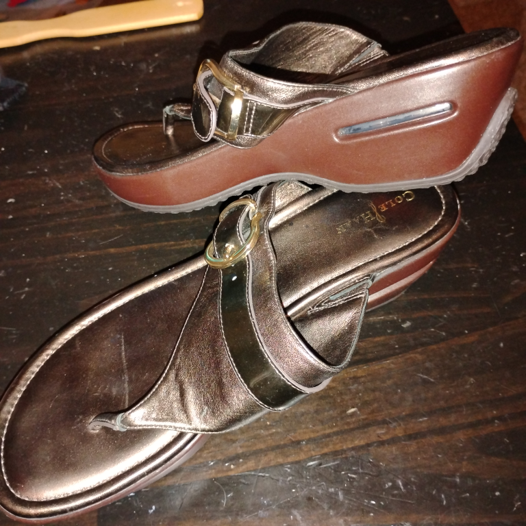 Cole Haan Bronze Wedge Sandals 🥕 - photo 3