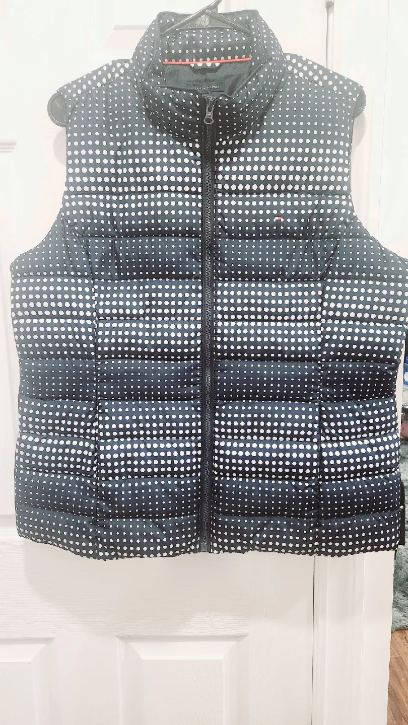 Tommy Hilfiger Puffer Vest image indicator(4)