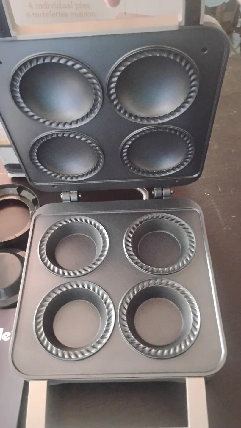 Breville Personal Pie Maker - Like New!🧡 image indicator(3)