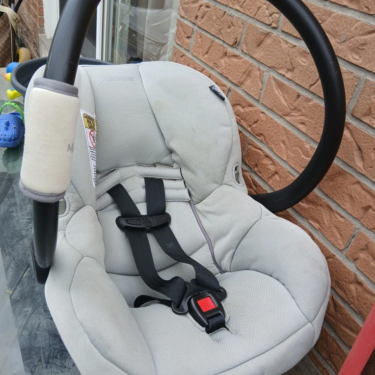 Maxi-Cosi Infant Car Seat