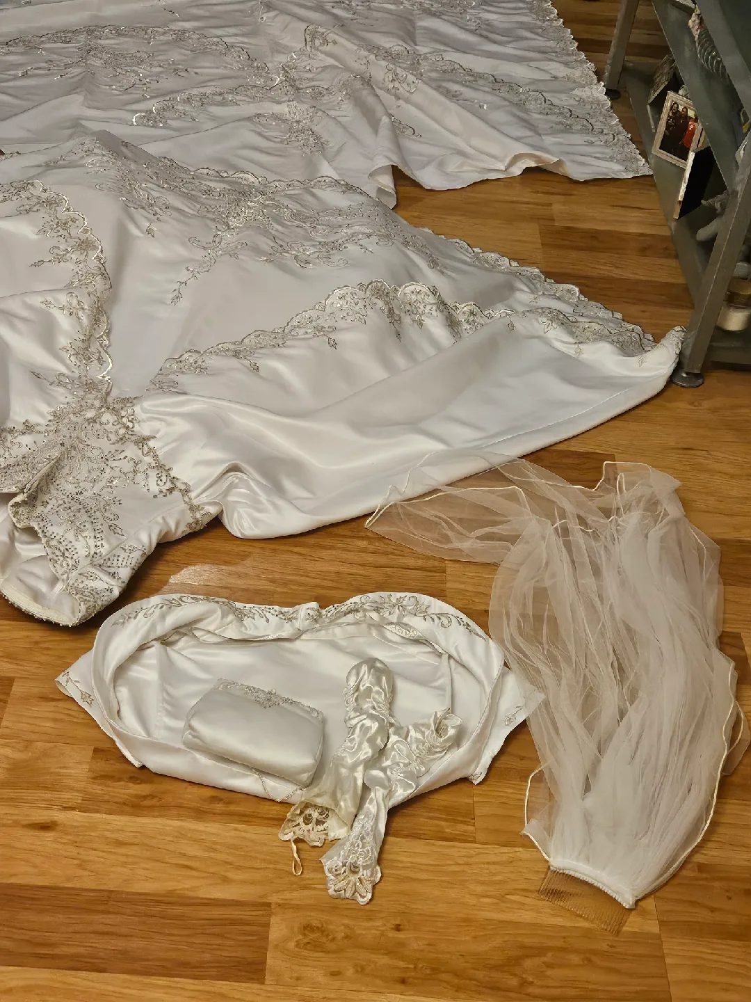 St. Mary's Wedding Dress image indicator(6)