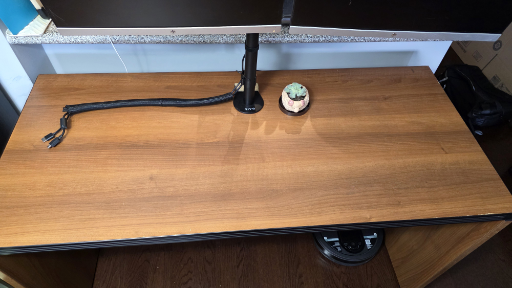 HP Monitor with Dual Monitor Stand and Table - photo 2